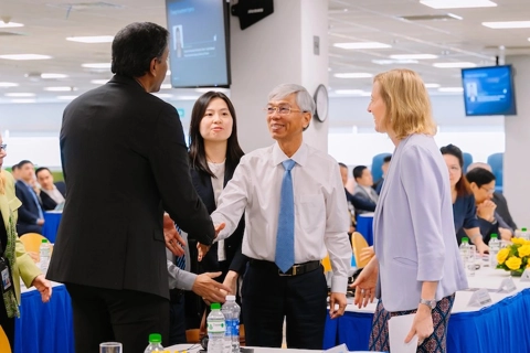 Intel expands chip supply chain in Vietnam